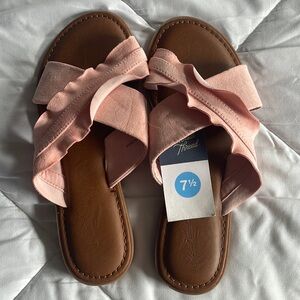 Sandals size 7.5 NWT